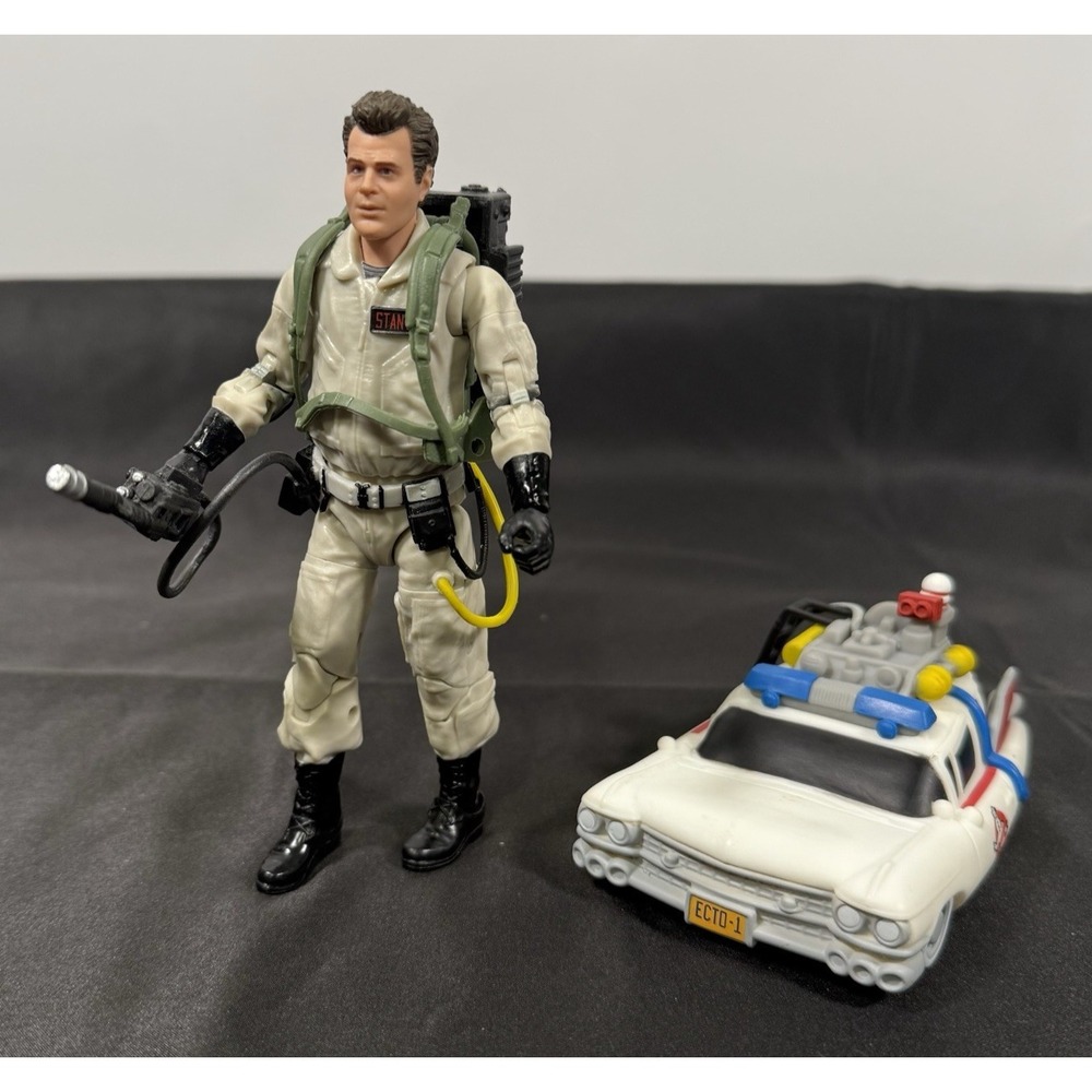 Hasbro Ghostbusters Ray Stantz Action Figure Kids 6 Inch Tan Ecto-1 Mini Vehicle